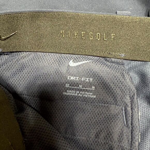 Nike Golf Mens Dri-Fit Dark Blue Shorts Size 32 - Picture 2 of 11